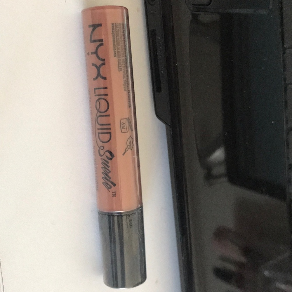 Nyx liquid suede brand new! Color :exposed